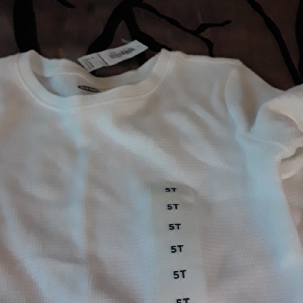 Long sleeve old navy tee